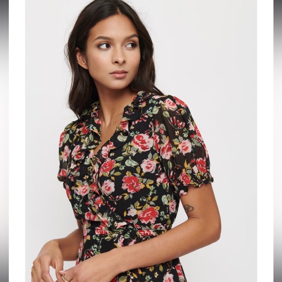 DYNAMITE Romantic Floral Dress - Picture 4 of 15